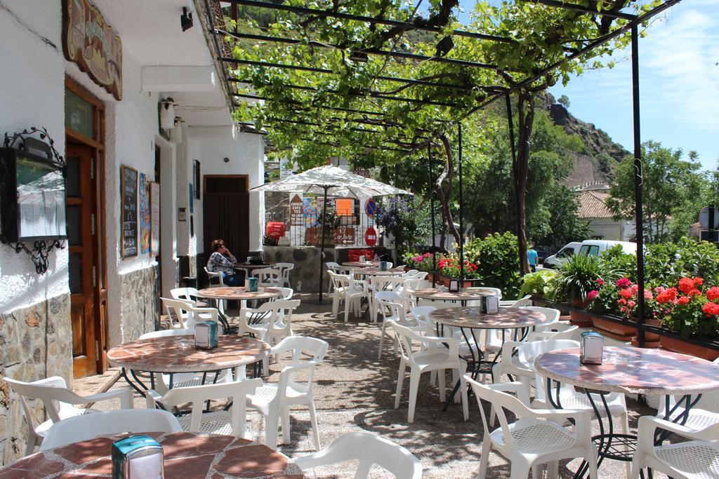 Hostal Pampaneira Exterior photo