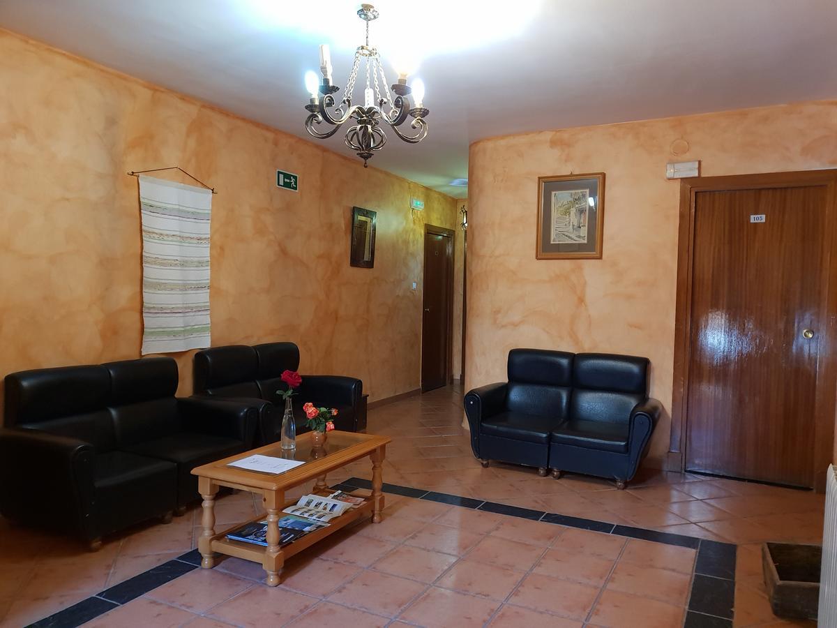 Hostal Pampaneira Exterior photo